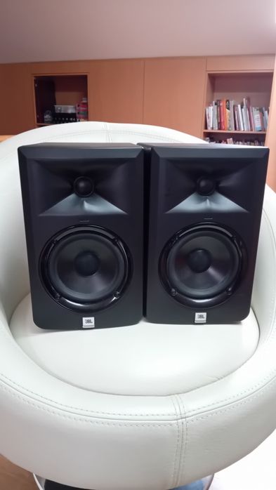 JBL Lsr 305 mk1 em muito bom estado