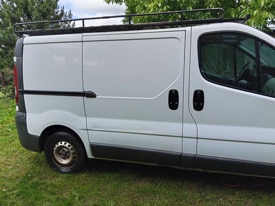 Renault Trafic 2.0dci 2010r