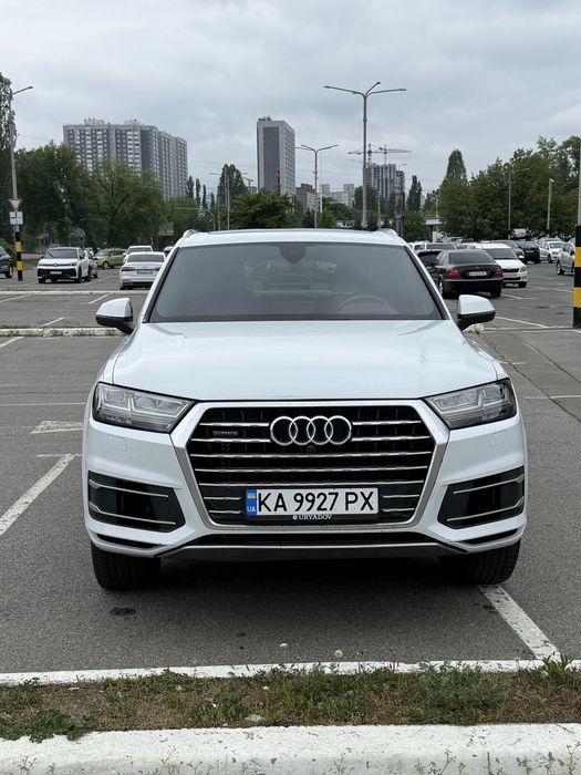 Audi Q7 premium plus