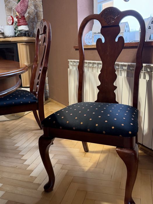 Solidny stół rozkładany + 4 krzesła | lite drewno | klasyka