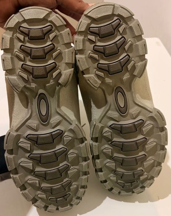 Bota Oakley Mod Modoc Low II