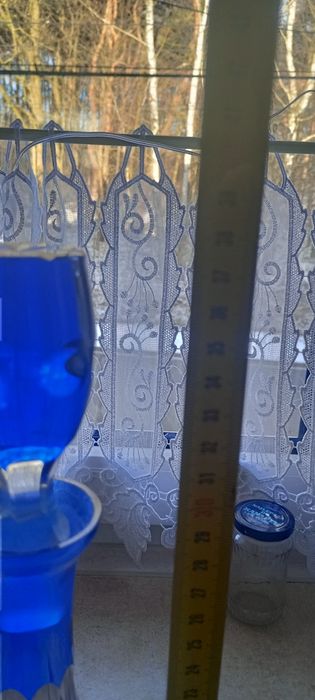 Piękna ogromną kobaltowa karafka kryształowa