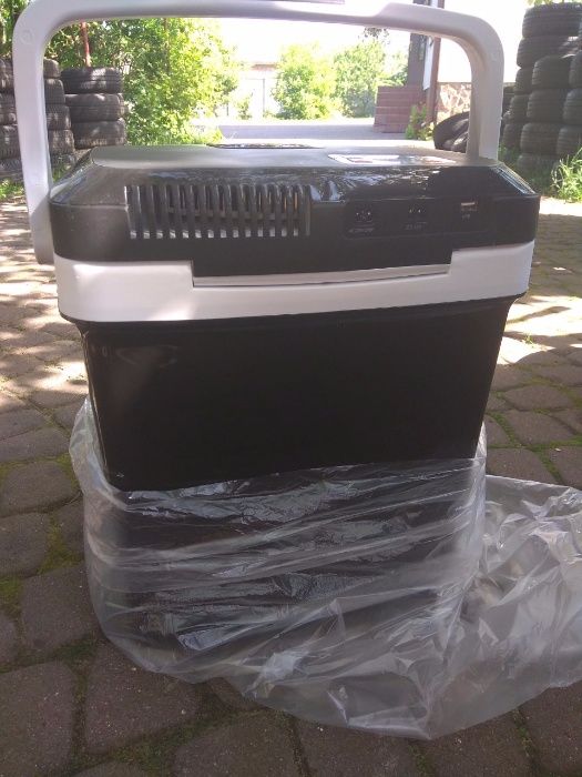 Минихолодильник 27л 12в 220 автохолодильник мініхолодильник Лсд Юсб