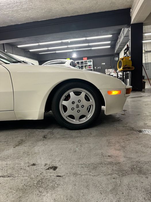 Porsche 944 2.5 8V