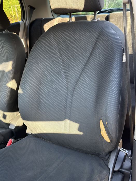 Toyota yaris.
