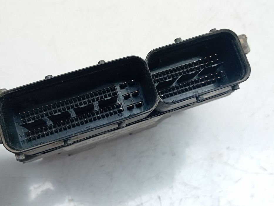 Centralina motor / ECU OPEL Astra H GTC (L08)