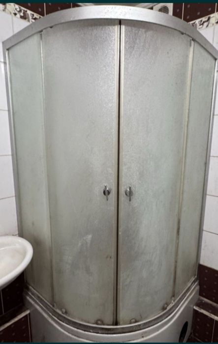 Душевая кабина по деталям.