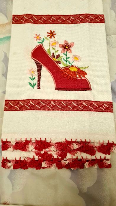 Panos de cozinha com renda, Novos.