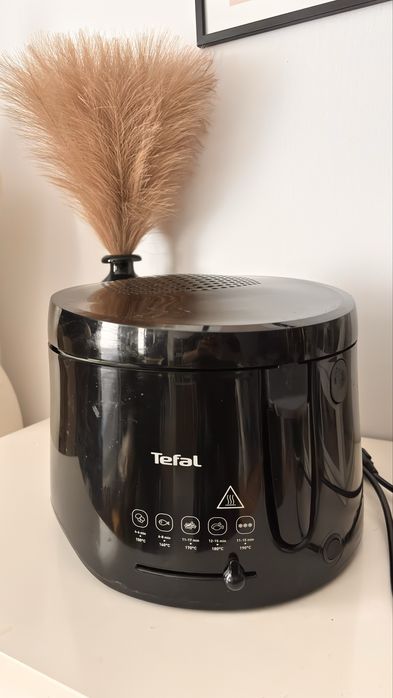 Czarna Frytownica Tefal FF107810 Maxi Fry