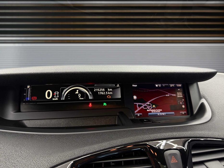 Renault Scénic 1.5dci 7Lug Panoram+DVD+Pele c/Garantia - 169€ p/mês