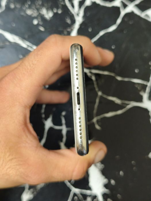 Продаю Iphone X 256 gb