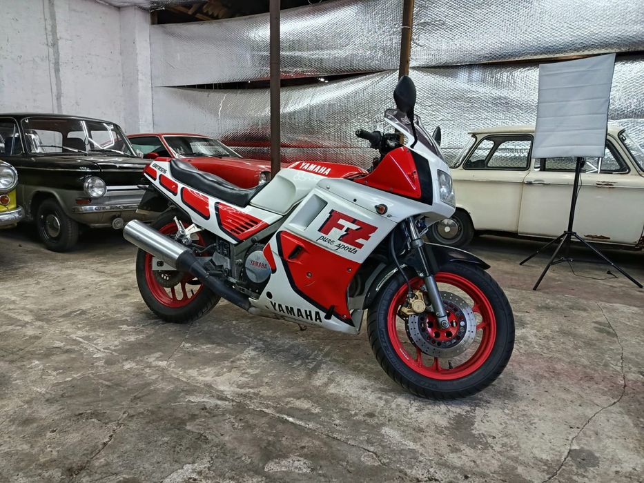 Yamaha FZ750 Genesis 1988 rok Klasyk