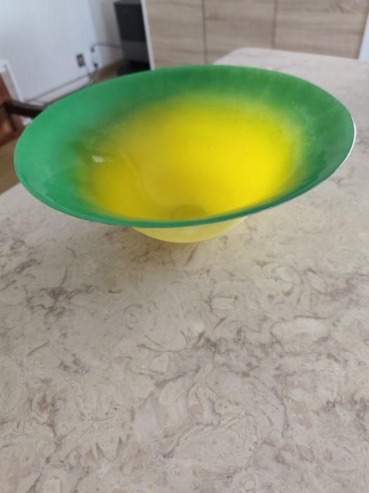 Taça ou vaso em vidro