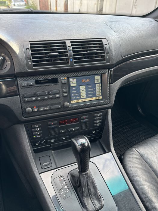 BMW Е39 M62B44 Bayerische Motoren Werke