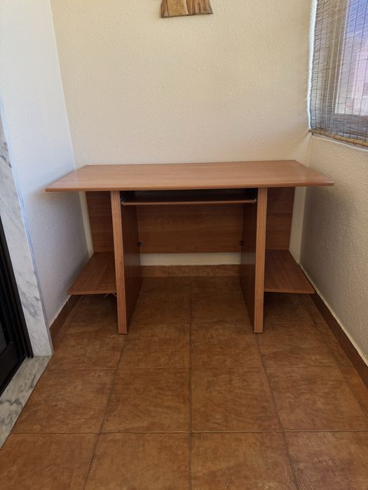 Mesa de secretária