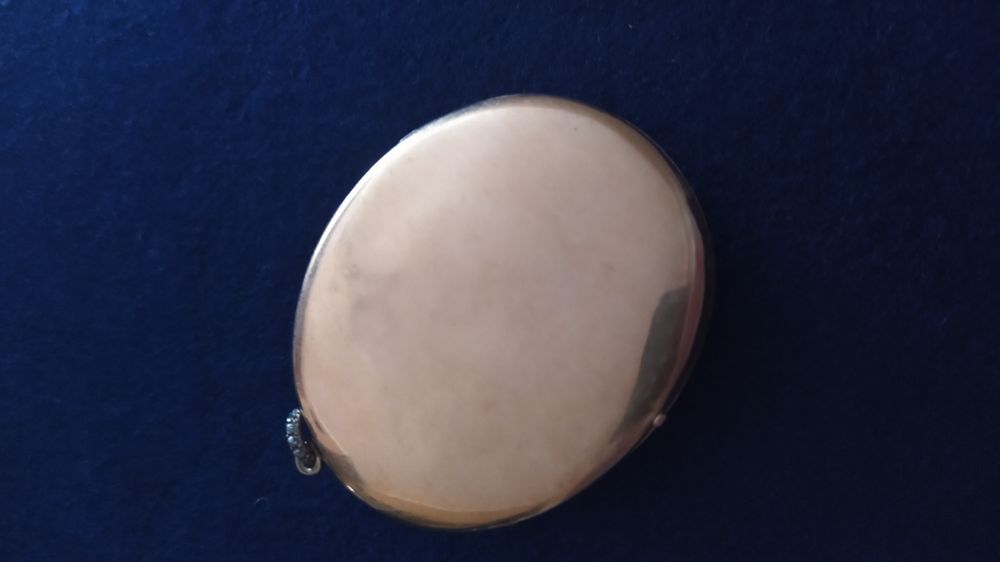 Pendente de ouro com prata e diamantes