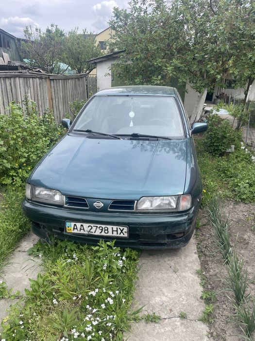 Nissan primera p10