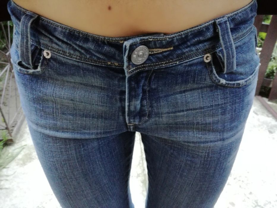 Spodnie jeansowe Levis Vintage Skinny 582 r. W27 (S)