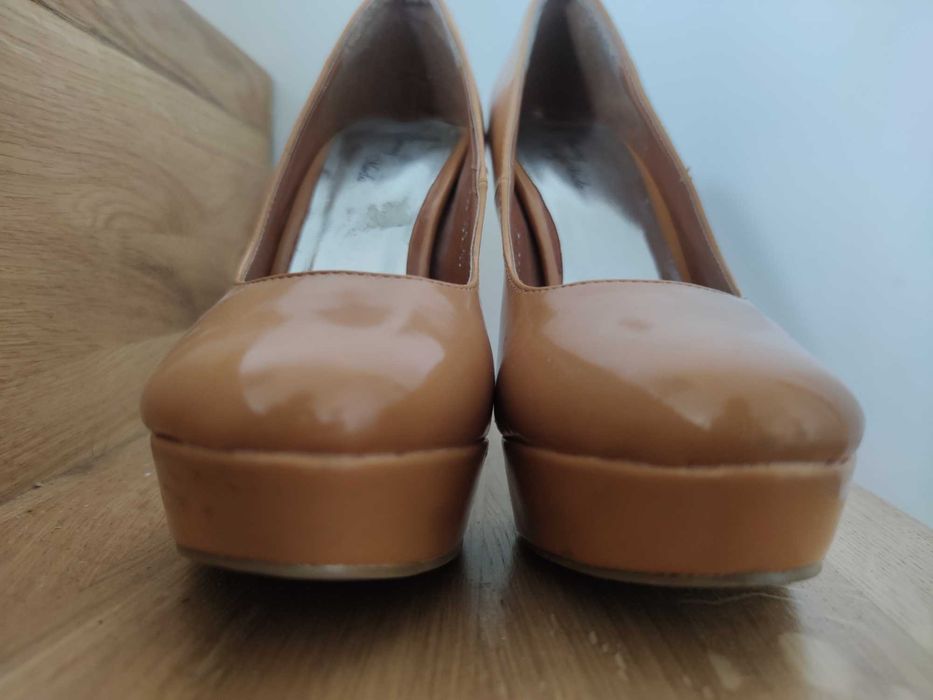 Szpilki platformy buty na wysokim obcasie nude 38 Nowe 13 cm camel