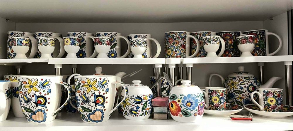 Rozszerzalny organizer teleskopowy do szafki kuchennej, półka