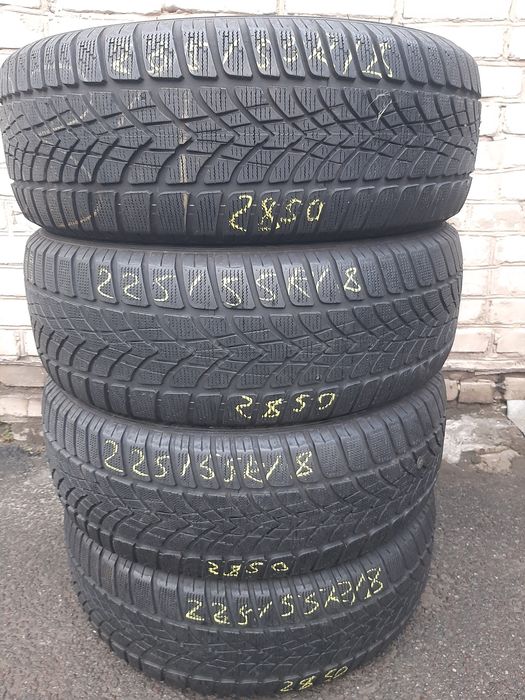 Шини б/у 225/55R18 Dunlop зима.