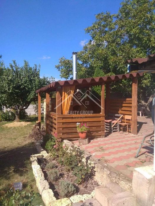 Продам маєток з каміном, з виходом до річки Боковенька. Євідновлення