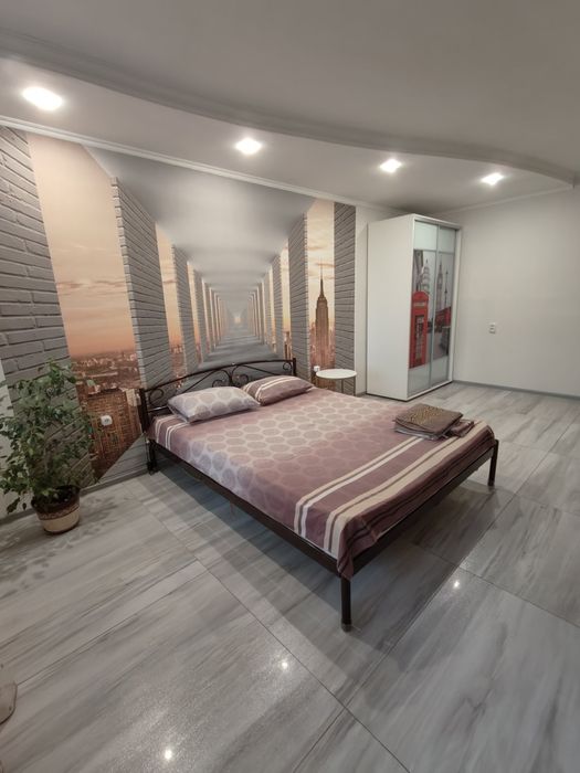 Посуточно  1но к. квартира  Запорожье.  7 больница. Жд вокзал, Пески.