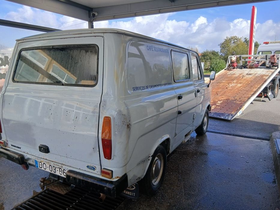 Ford transit,  furgão 7 lugares