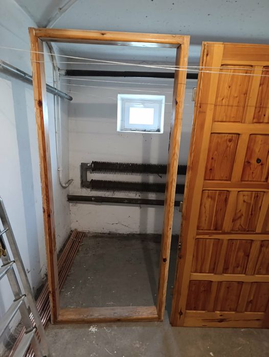 Drzwi wejściowe drewniane