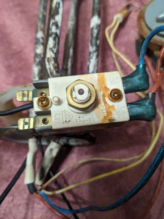 Тен для бойлера в комплекті