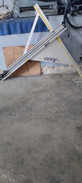 Maquina de corte de parede