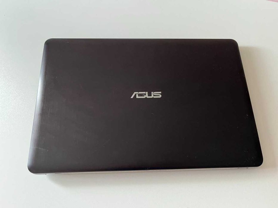 Ноутбук ASUS R541U