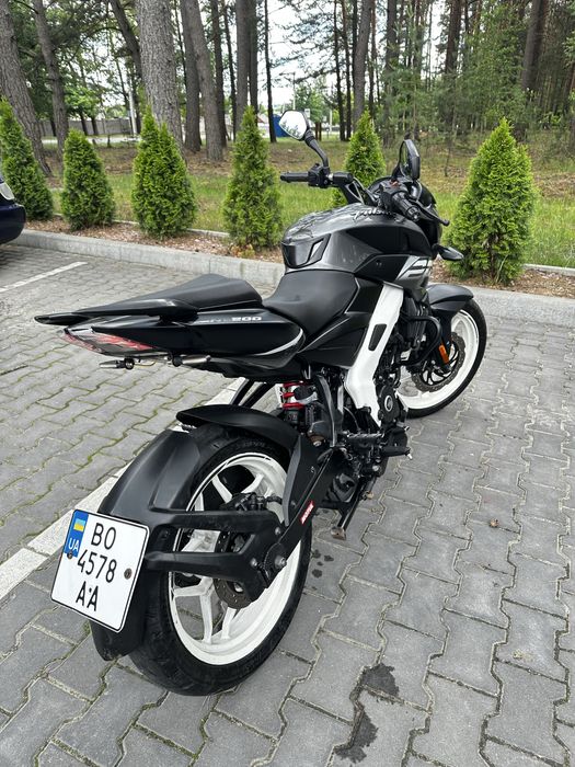 pulsar ns200 bajaj