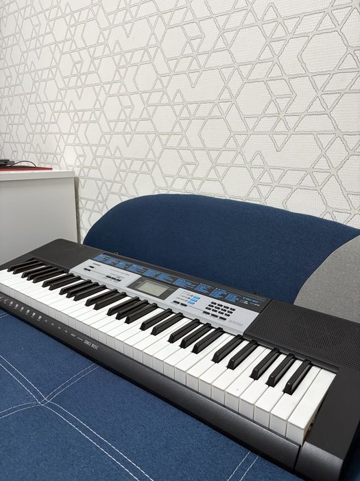 Синтезатор casio lk-136