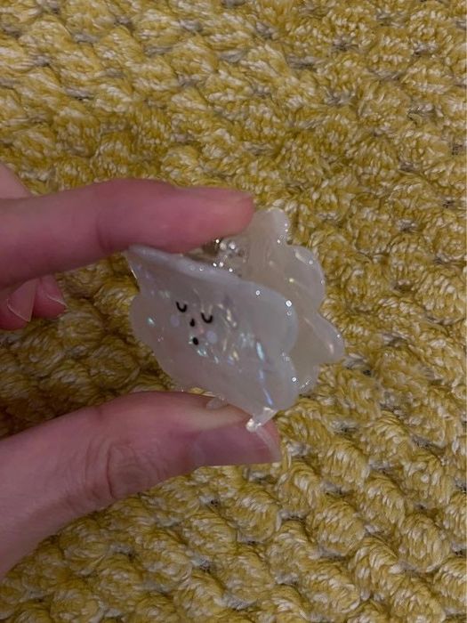 Mola de cabelo em forma de nuvem