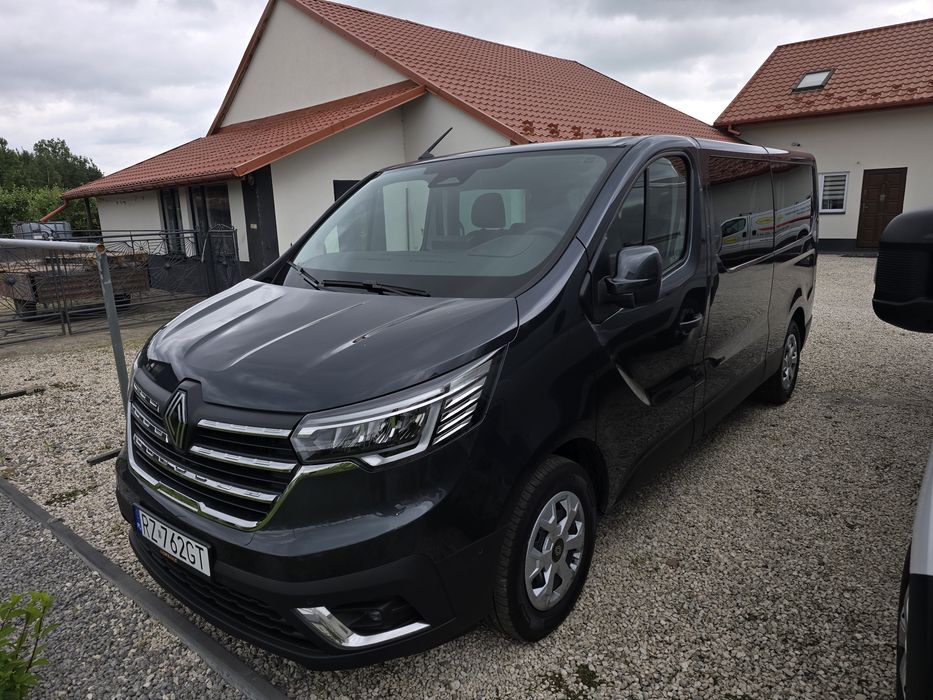 Wypożyczalnia Busa Renault Trafic long 9 os. wynajem ,wynajmę