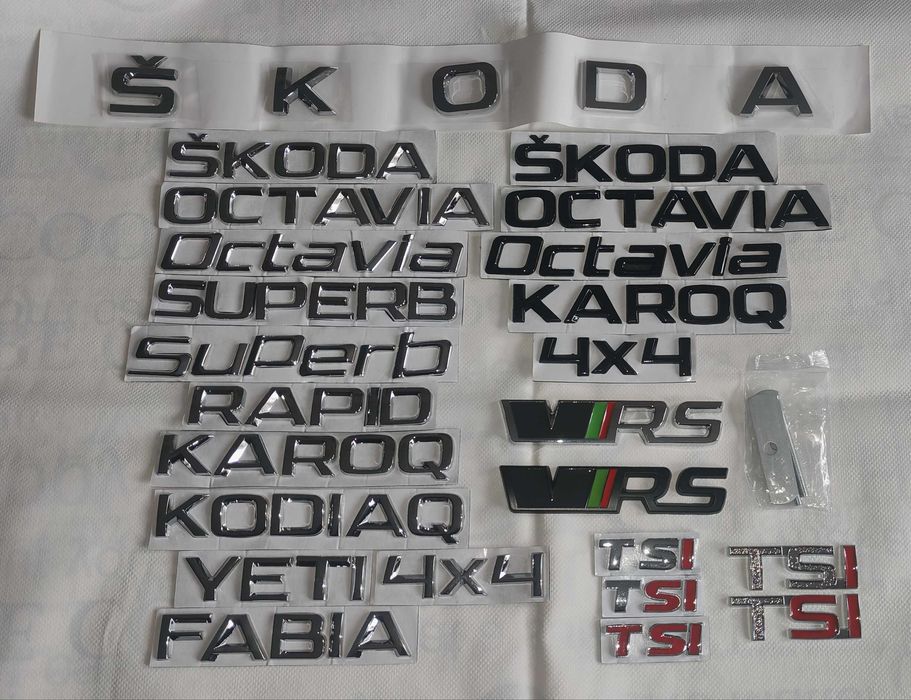 Емблеми Scoda Octavia, Superb
