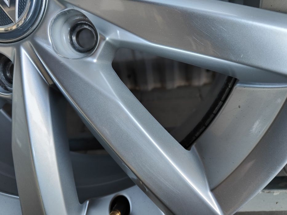 Oryginalne Felgi aluminiowe VW Golf 6.5x16'' 5x112 ET46
