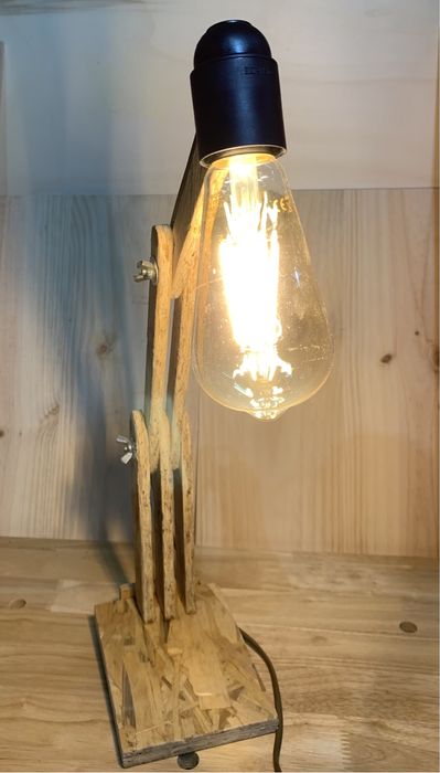 Candeeiro madeira articulado