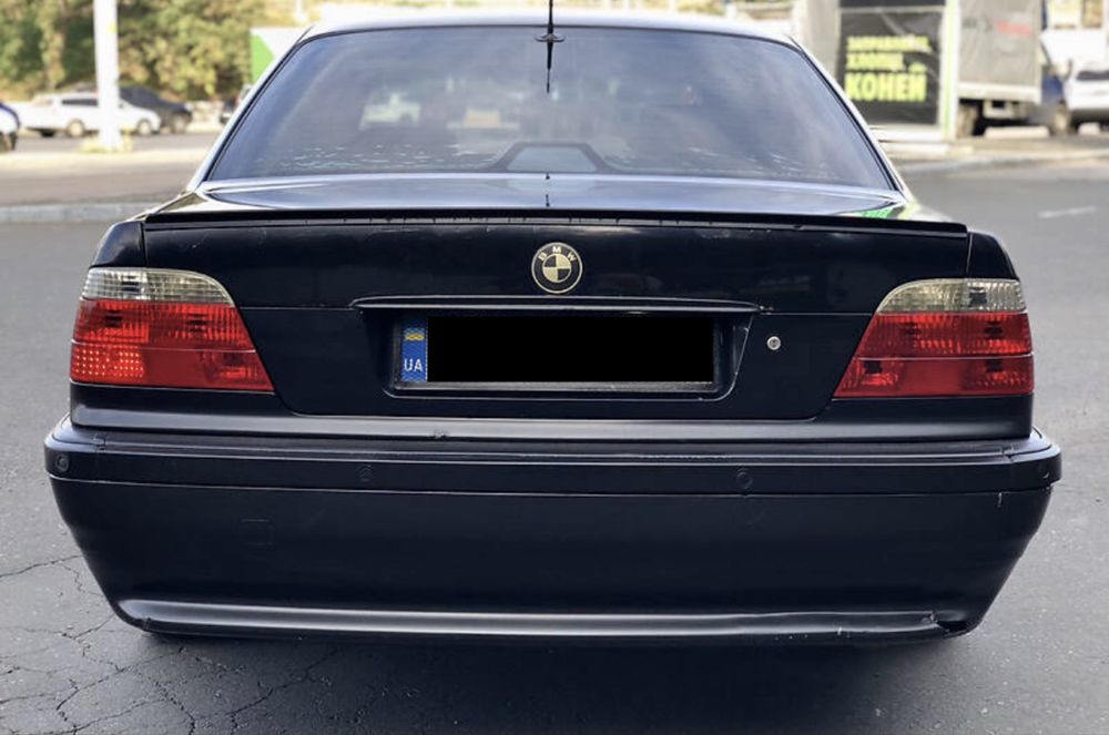 Bmw 740i в хорошем состоянии