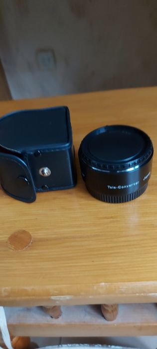 Плівковий зеркальний фотоапарат Minolta 7000af з двома об'ективами