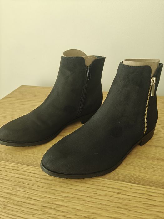 Botin raso preto