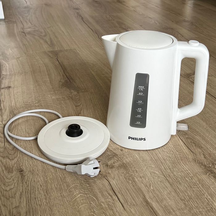Чайник Philips 2200w б/у