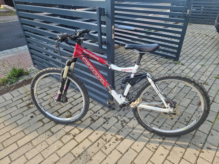 Rower Kona Four Deluxe Nissan Special Edition