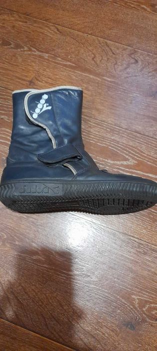 Продам мотоботы Diadora