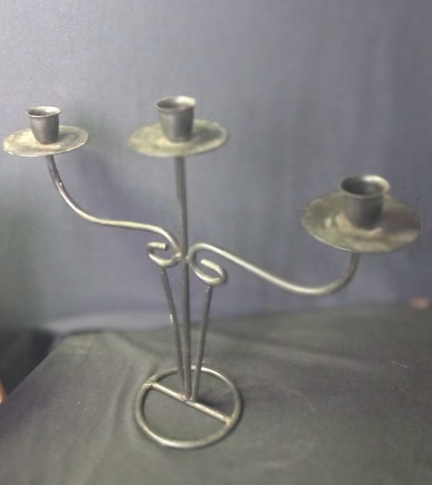 Castiçal ferro pintado