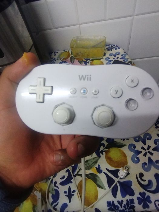Wii com cabos para tv