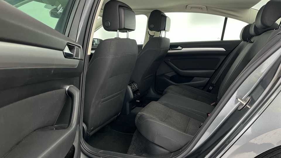 VW Passat 1.6 TDI Highline