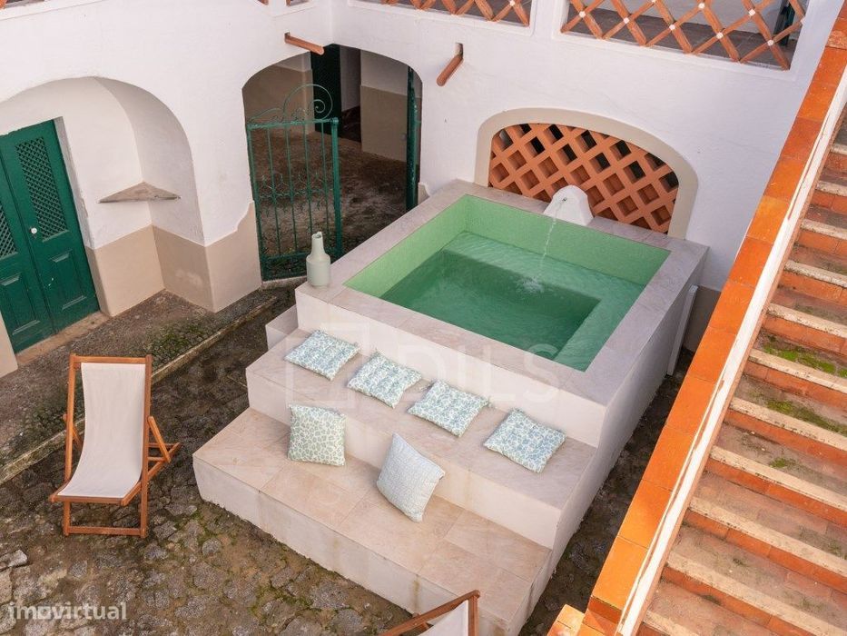 Moradia T6 para habitação ou Alojamento Local, no Alentejo