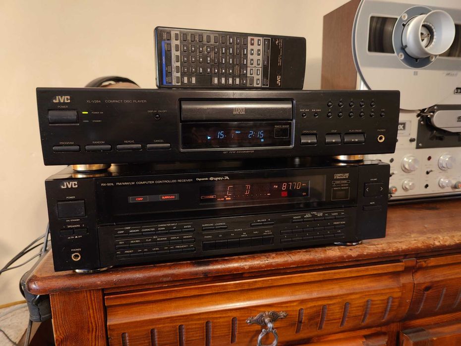 JVC-RM RX-501L + Pilot